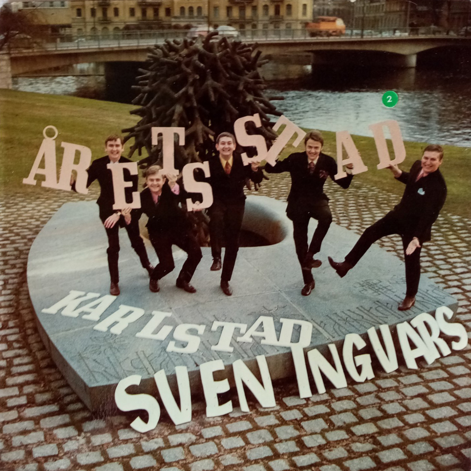 I Nästa Stad